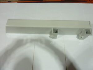 cross bar with 4 holes and preparation for stop