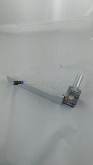 left tensioning block