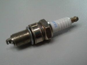 Spark plug f. G13E,G8E; SF