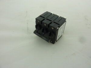 Circuit breaker f. G8E