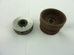 Centrifugal clutch incl. pulley