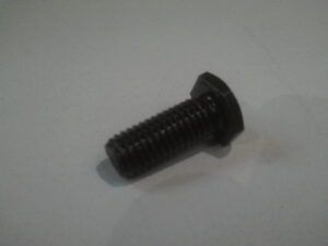 Screw blade mounting