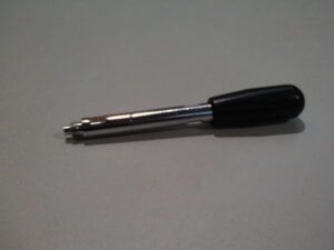 Hydraulic valve lever