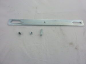 Rocker between operating arm