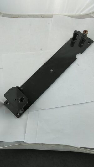 cylinder holder right