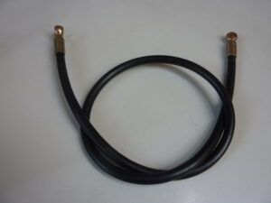 Hydraulic hose (control valve to cylinder tube)