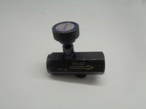 Throttle check valve