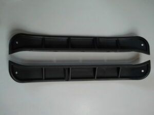 Base plate widening left and right