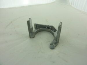 Retaining bracket V-belt