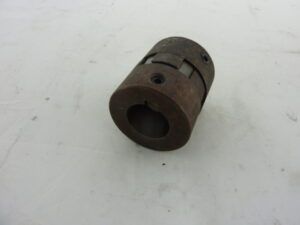 Connecting flange motor-pump