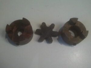 Connecting flange motor-pump